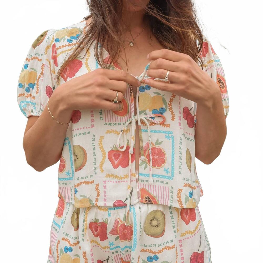 NEW EE:SOME short sleeves slight puff top in fruity pop